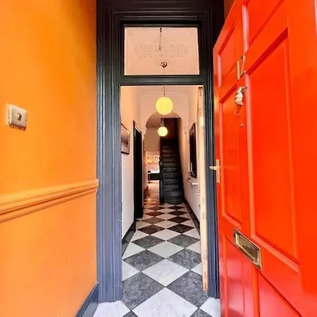 Holiday home Spacious Rustic Chic 5 Bedroom With Private Patio In Leeds Leeds (West Yorkshire)