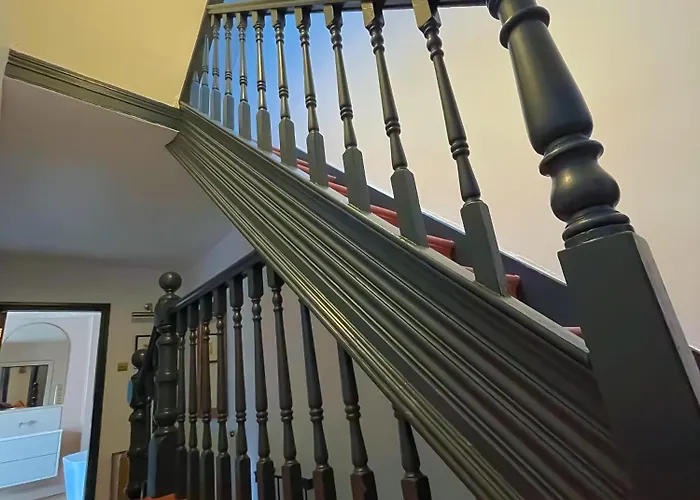 Spacious In Ideal For Gatherings With Free Parking * Leeds (West Yorkshire)