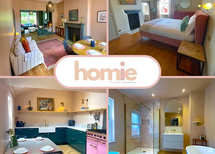 Holiday home Spacious In Ideal For Gatherings With Free Parking Leeds (West Yorkshire)